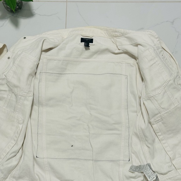 Forever 21 Men's White Denim Jacket - Picture 3 of 3